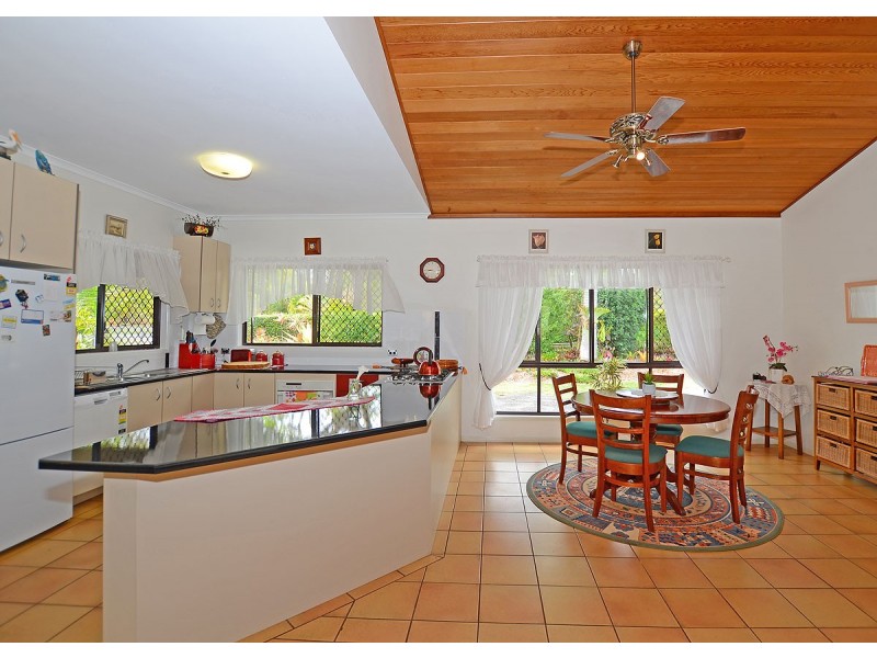 22 Dreamtime Avenue, Burrum Heads QLD 4659