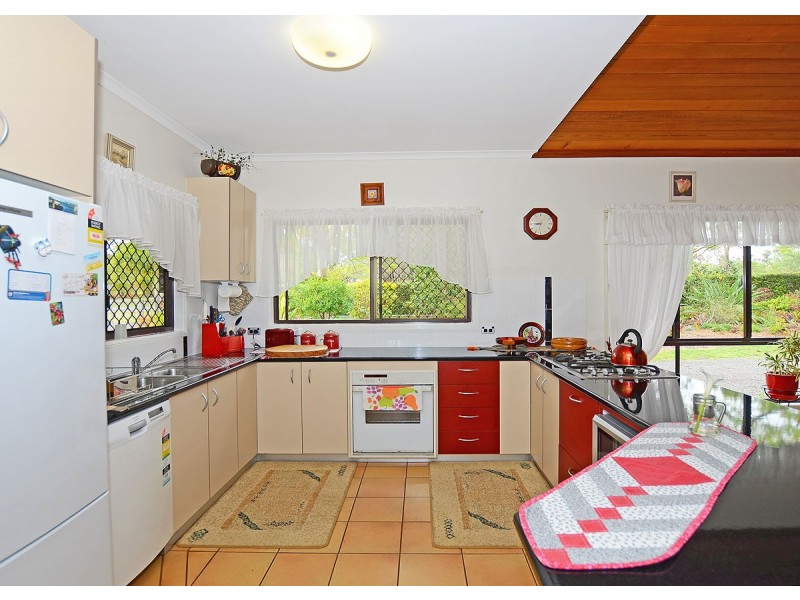 22 Dreamtime Avenue, Burrum Heads QLD 4659