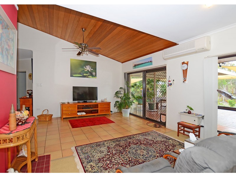 22 Dreamtime Avenue, Burrum Heads QLD 4659