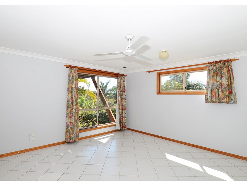 30 Pedelty Lane, Dundowran QLD 4655