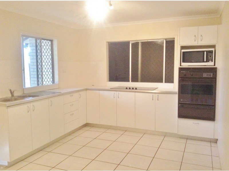 20 Maple Street, Pialba QLD 4655