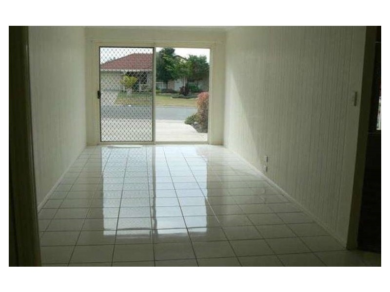 7 Kookaburra Drive, Eli Waters QLD 4655