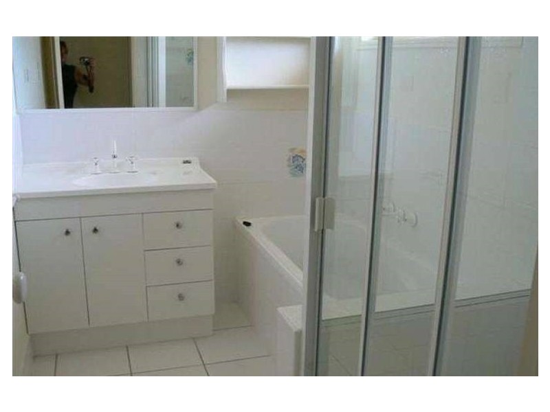 7 Kookaburra Drive, Eli Waters QLD 4655