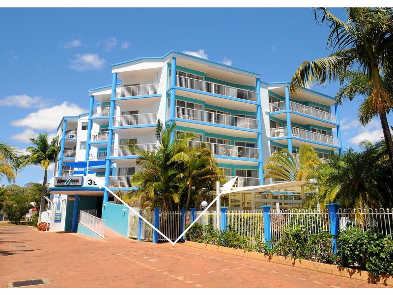 9/397 Esplanade, Torquay QLD 4655