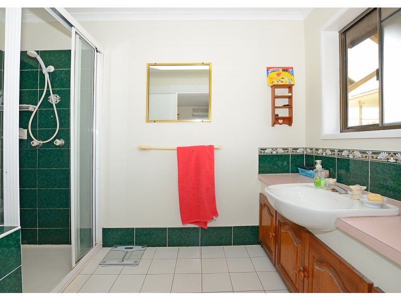 28 Rohan Way, Kawungan QLD 4655