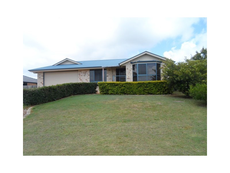 4 Heather Way, Urraween QLD 4655