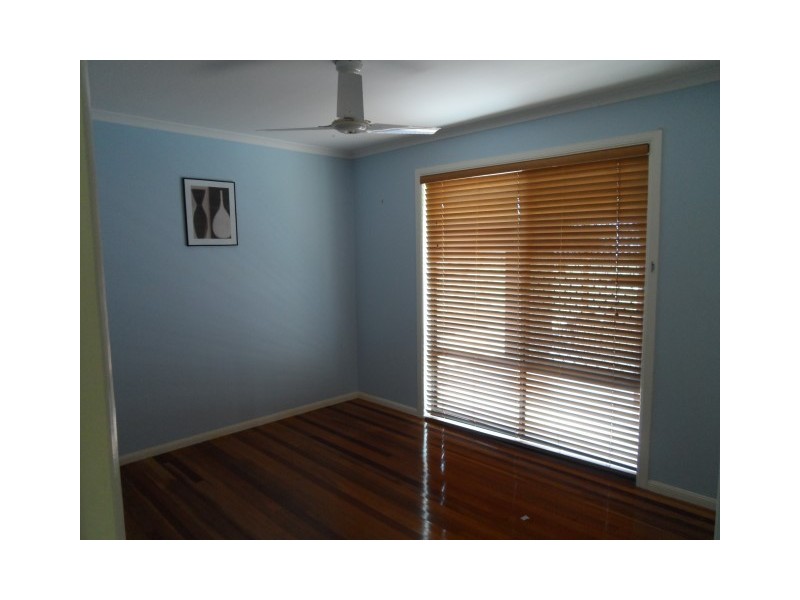 4 Heather Way, Urraween QLD 4655