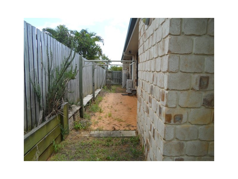 4 Heather Way, Urraween QLD 4655