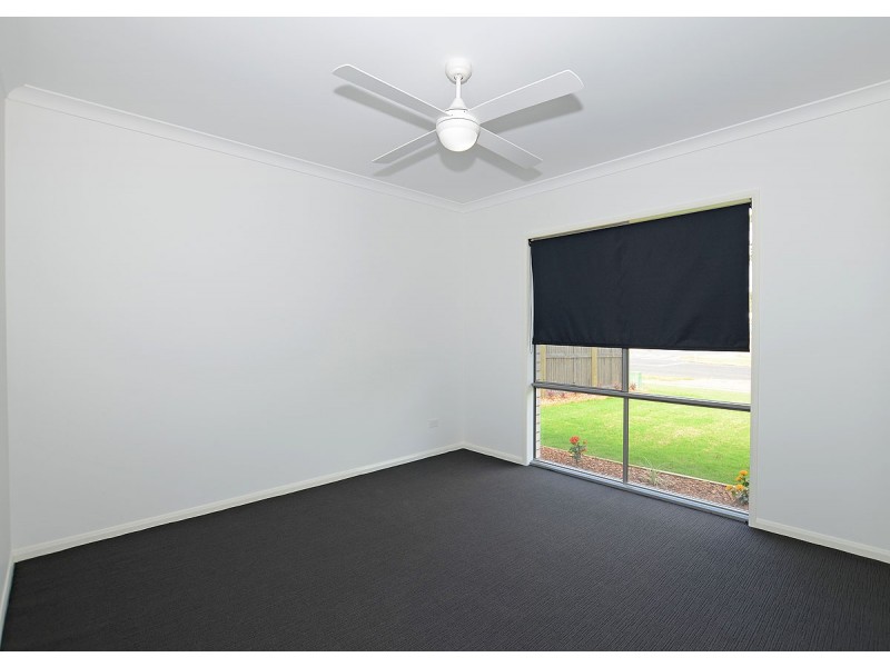 48 Hughes Road, Urangan QLD 4655