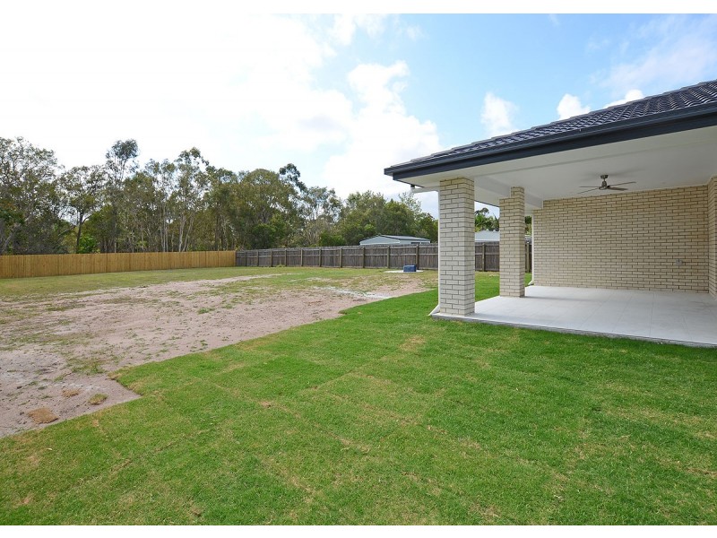 48 Hughes Road, Urangan QLD 4655
