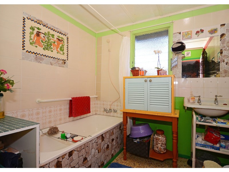 13 Andrew Street, Pialba QLD 4655