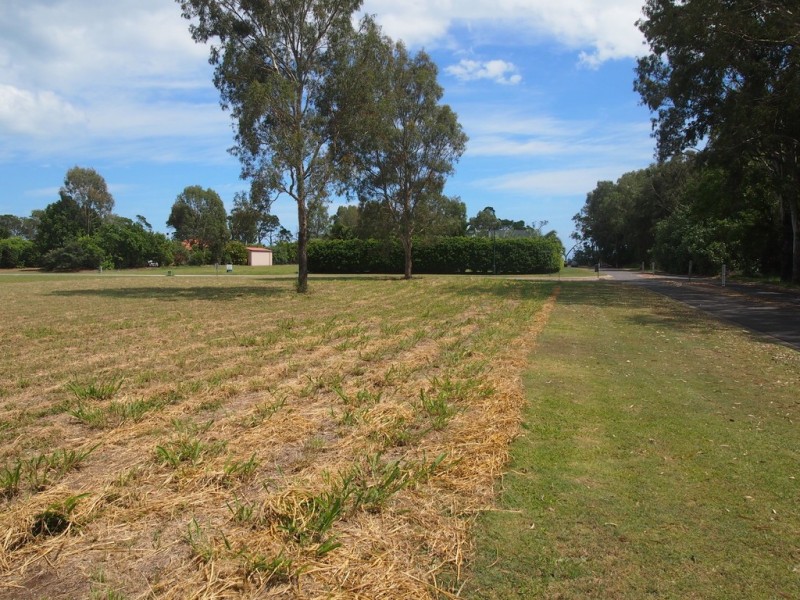 2 Dundowran Beach Esplanade, Dundowran Beach QLD 4655