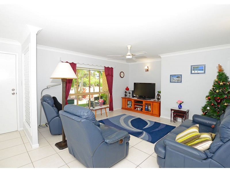 22 Gibbs Street, Urangan QLD 4655