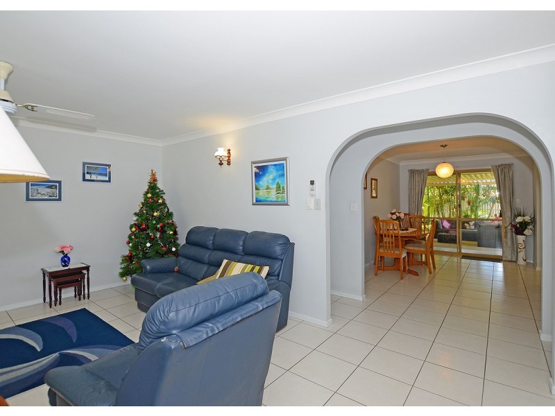 22 Gibbs Street, Urangan QLD 4655