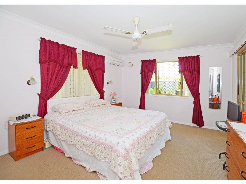 22 Gibbs Street, Urangan QLD 4655