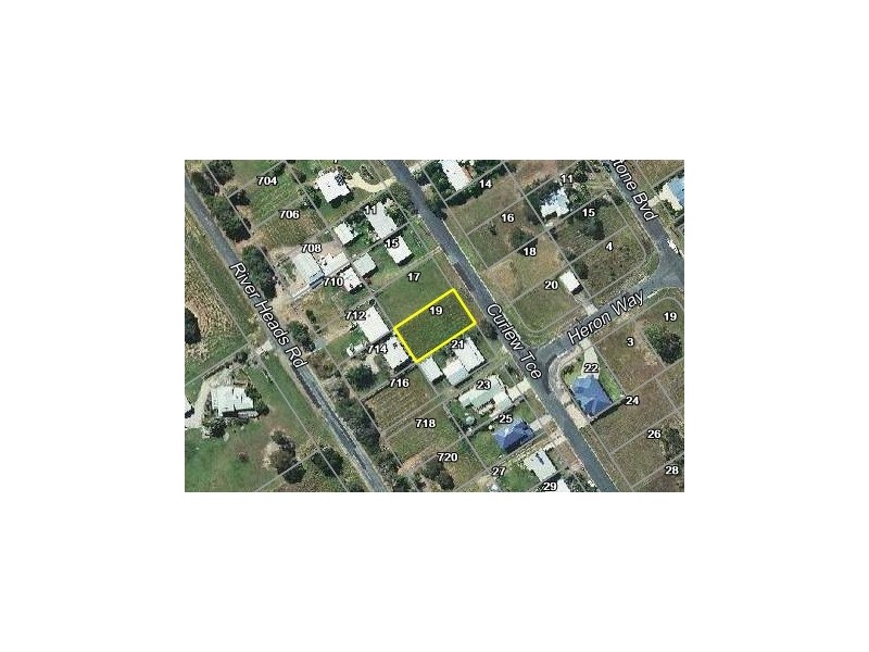 19 Curlew Terrace, River Heads QLD 4655