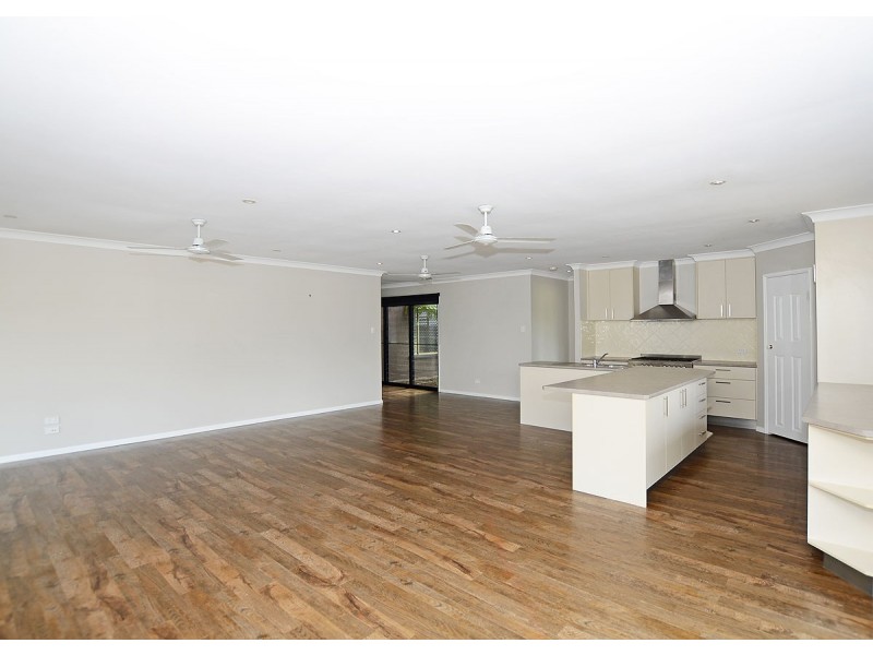 124 Craignish Road, Dundowran QLD 4655