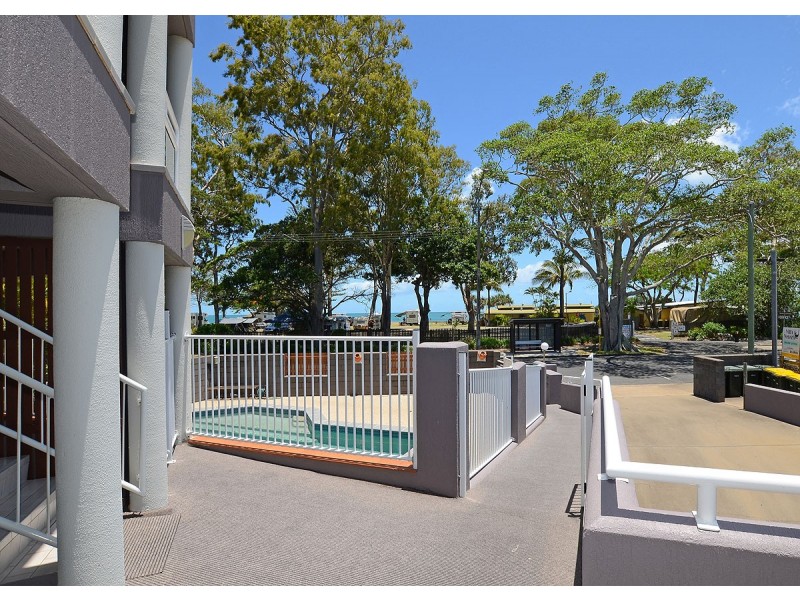 3/438 Esplanade, Torquay QLD 4655