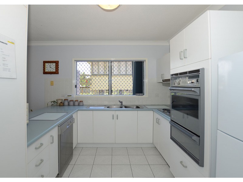 3/438 Esplanade, Torquay QLD 4655