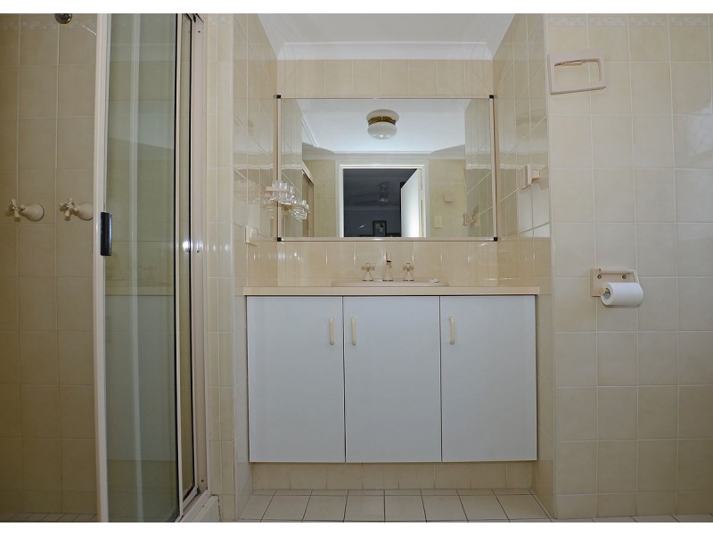 3/438 Esplanade, Torquay QLD 4655