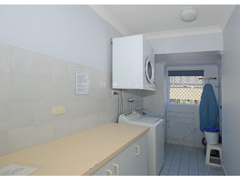 3/438 Esplanade, Torquay QLD 4655