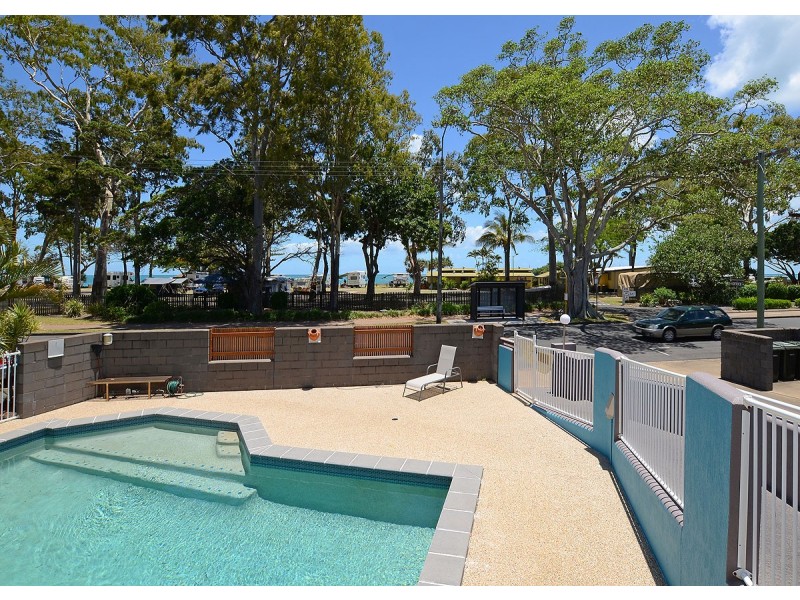3/438 Esplanade, Torquay QLD 4655