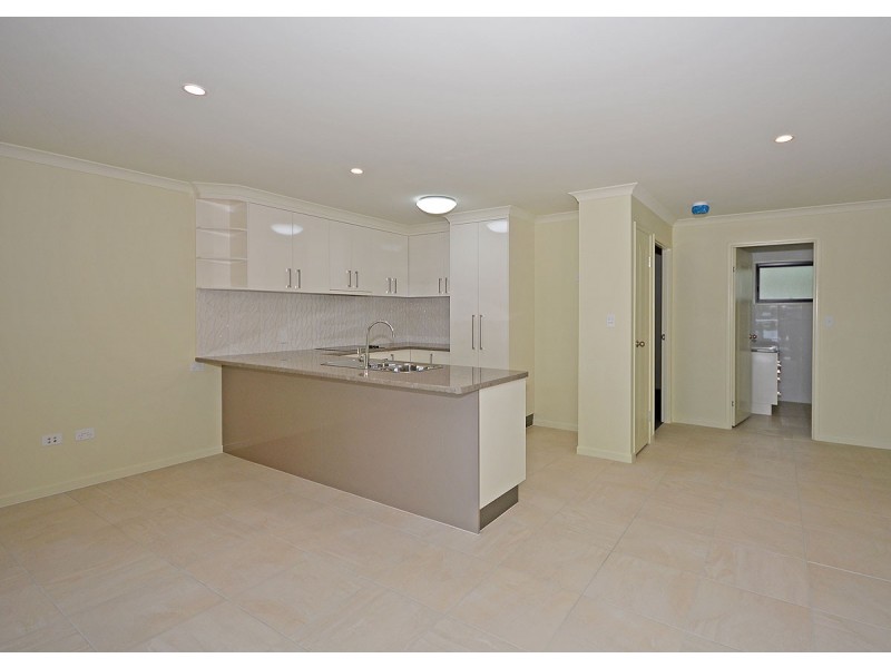 4/41 Beach Road, Pialba QLD 4655