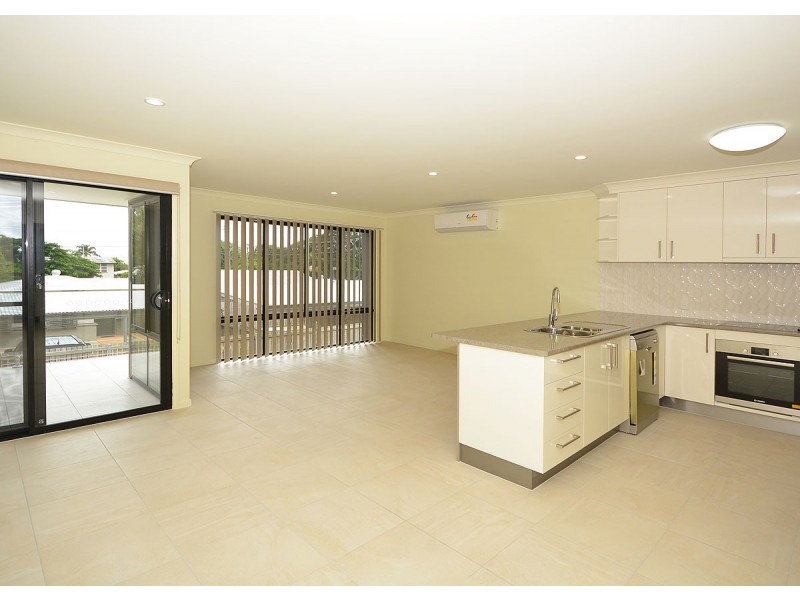 4/41 Beach Road, Pialba QLD 4655