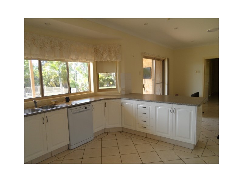 22 Stormy Rise, River Heads QLD 4655