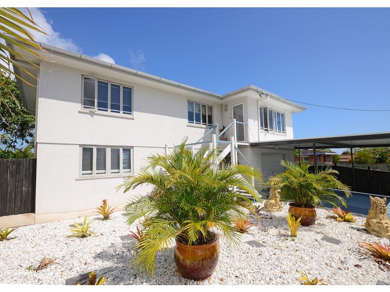 11 Winbirra Way, Scarness QLD 4655