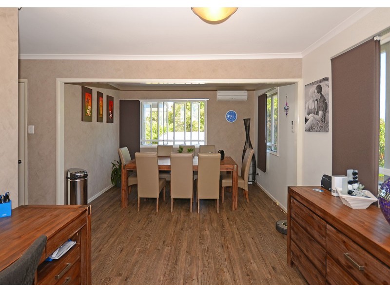 11 Winbirra Way, Scarness QLD 4655