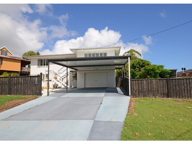 11 Winbirra Way, Scarness QLD 4655