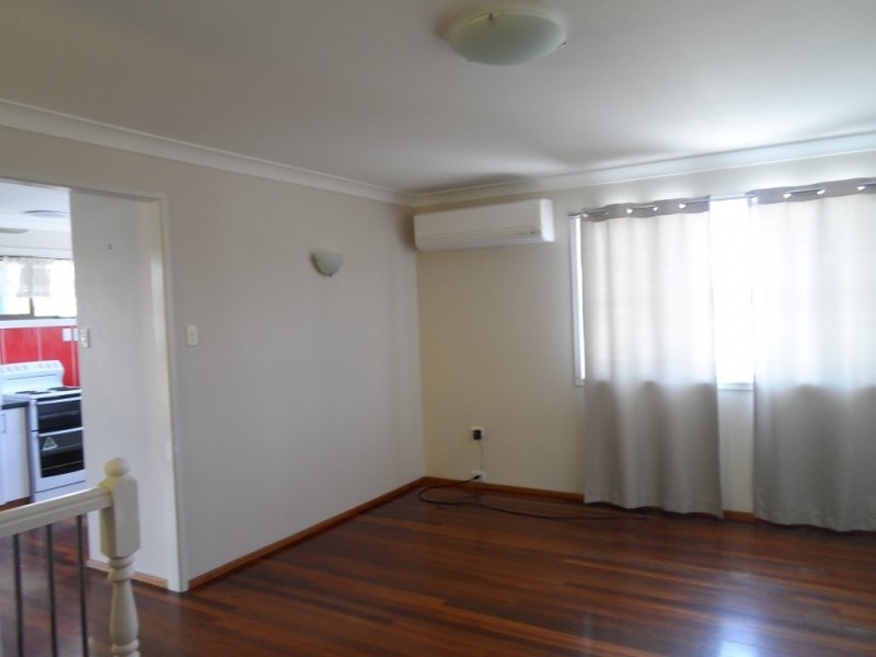 9 Barry Street, Torquay QLD 4655