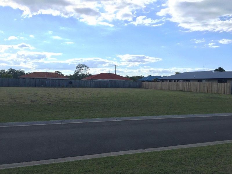 6 Silverleaf Terrace, Toogoom QLD 4655