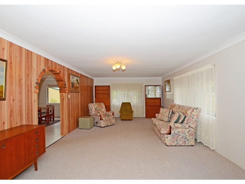 1 Brenda Court, Torbanlea QLD 4662