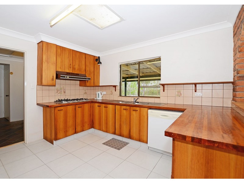 1 Brenda Court, Torbanlea QLD 4662