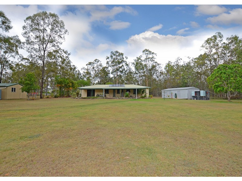 1 Brenda Court, Torbanlea QLD 4662