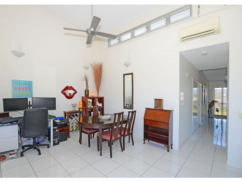 49/230 Pulgul Street, Urangan QLD 4655