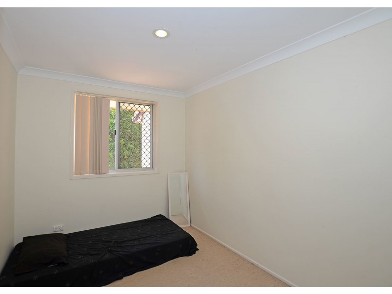 Unit 4/6 Beach Road, Pialba QLD 4655