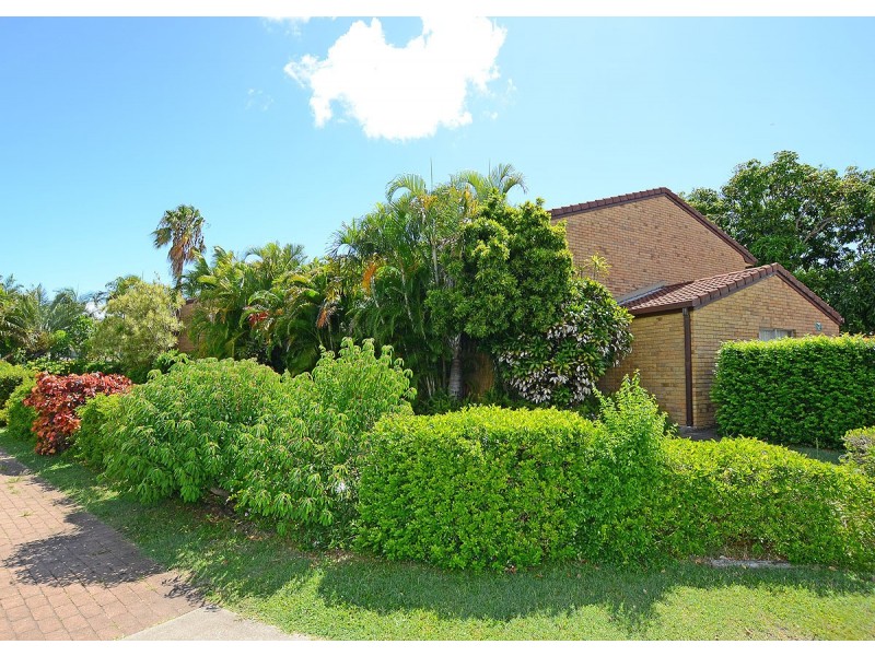 Unit 4/6 Beach Road, Pialba QLD 4655