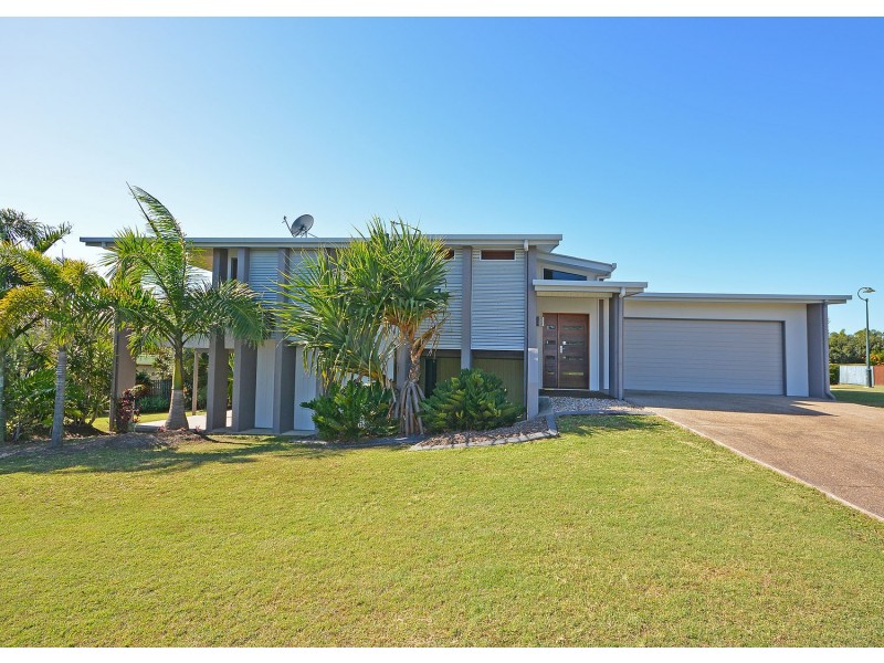 9 Queensbury Grove, Urraween QLD 4655