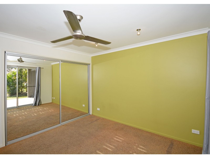 9 Queensbury Grove, Urraween QLD 4655
