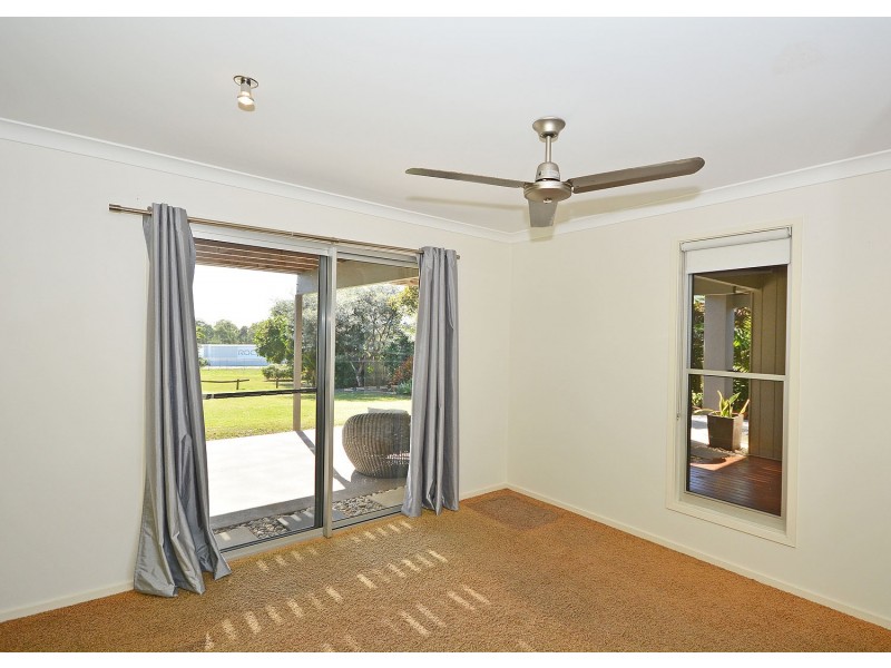 9 Queensbury Grove, Urraween QLD 4655