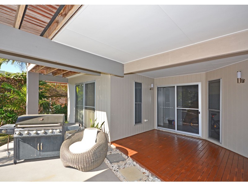 9 Queensbury Grove, Urraween QLD 4655