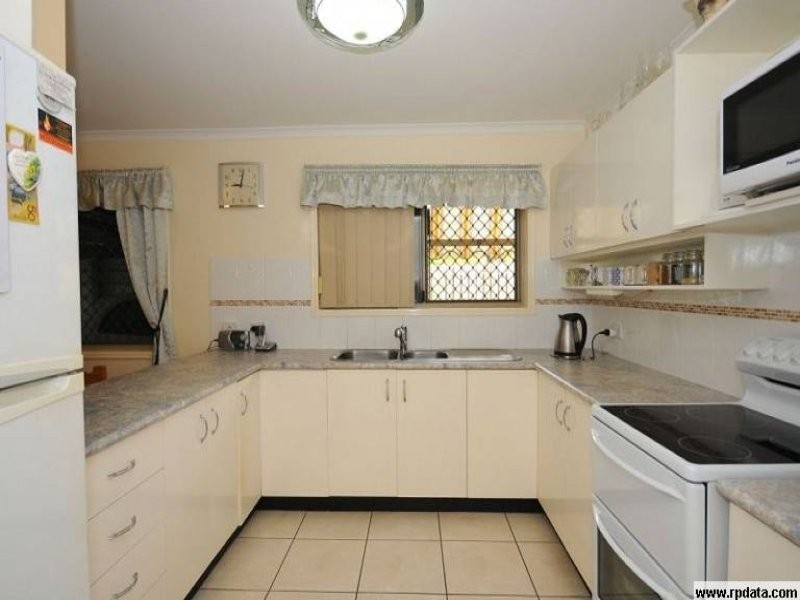 4 Vista Court, Pialba QLD 4655