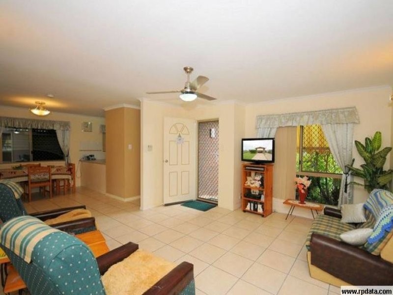 4 Vista Court, Pialba QLD 4655