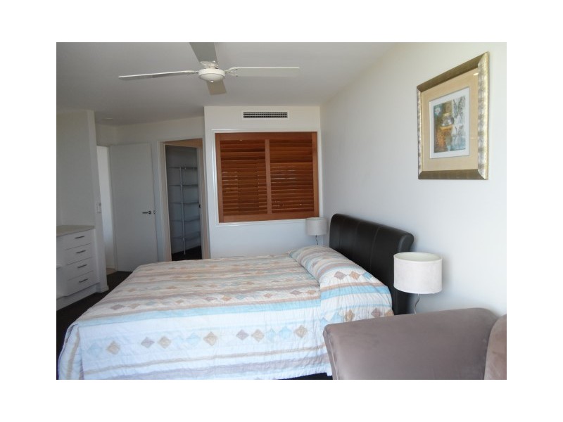 6/558-559 Esplanade, Urangan QLD 4655