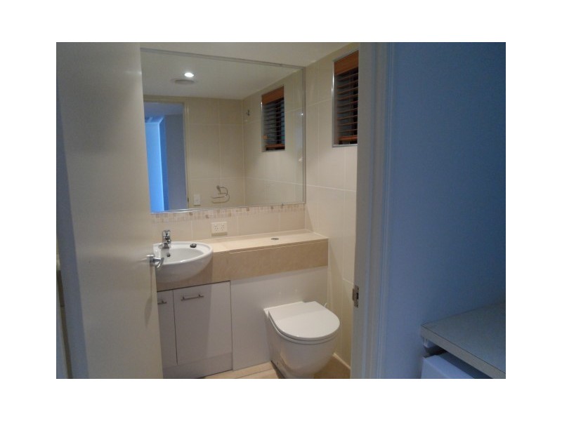 6/558-559 Esplanade, Urangan QLD 4655