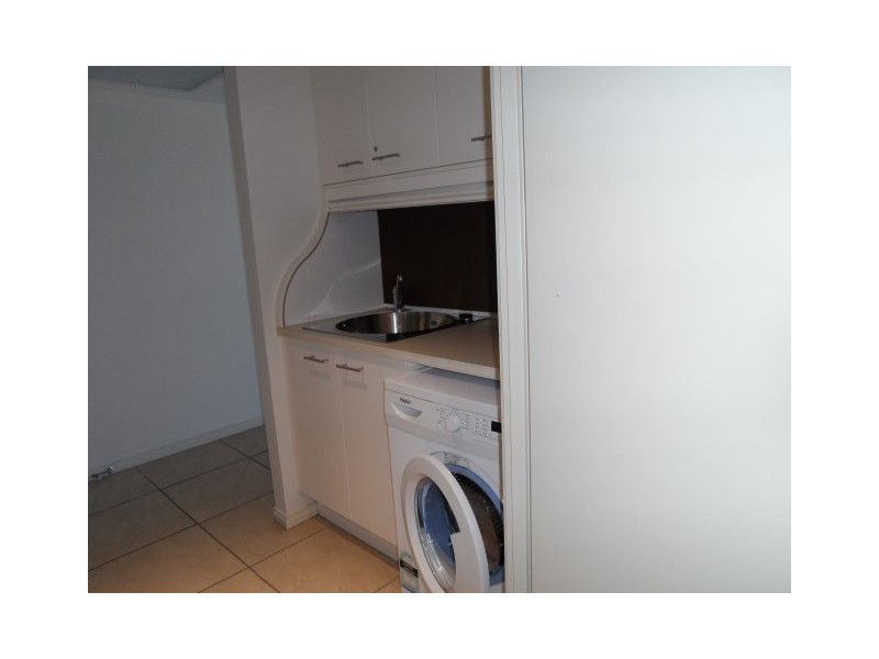 6/558-559 Esplanade, Urangan QLD 4655