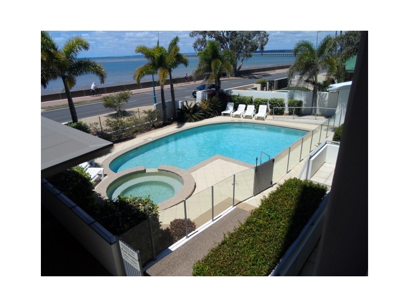 6/558-559 Esplanade, Urangan QLD 4655